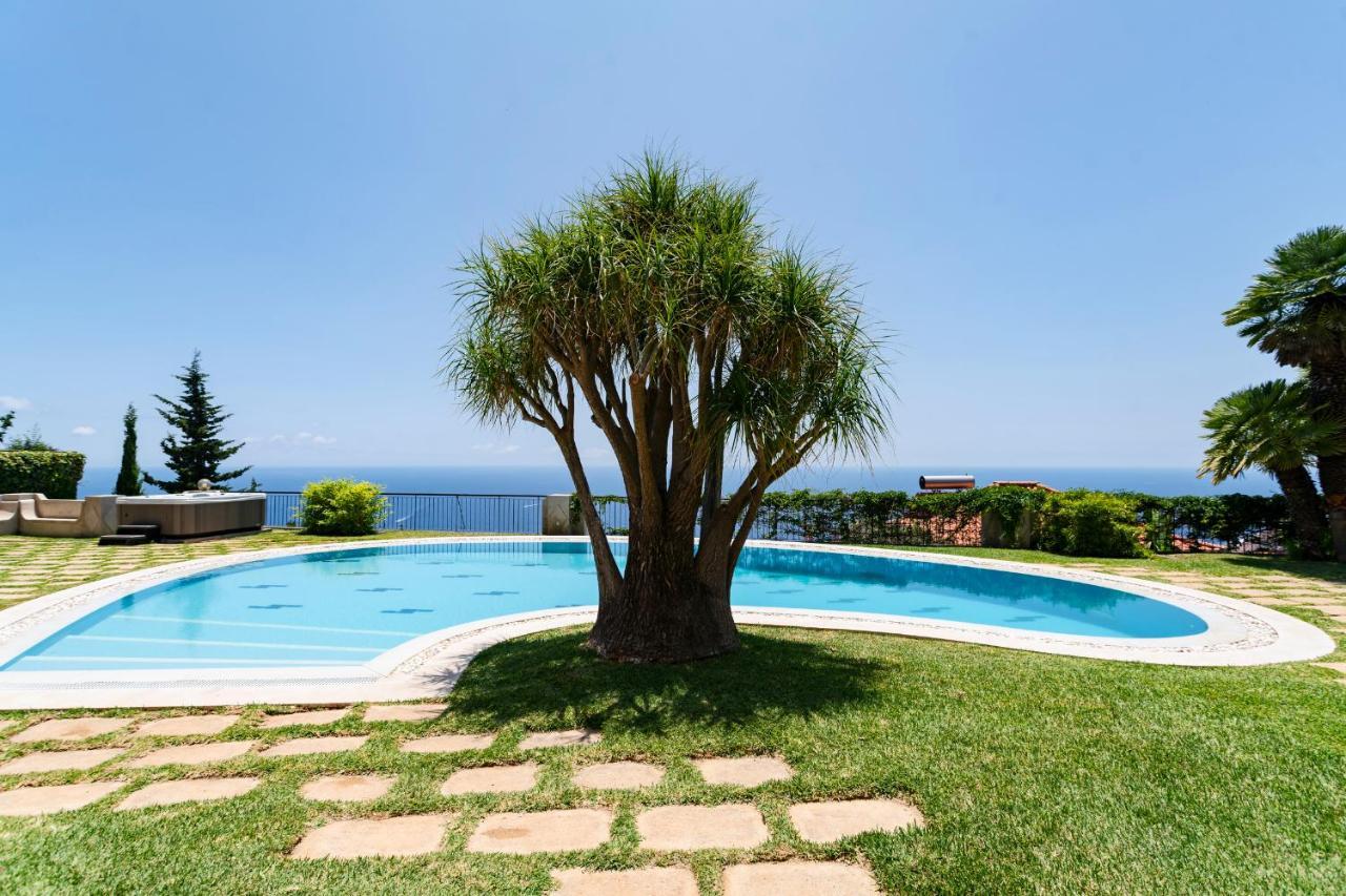 Vila Eucalipto By An Island Apart Funchal  Bagian luar foto